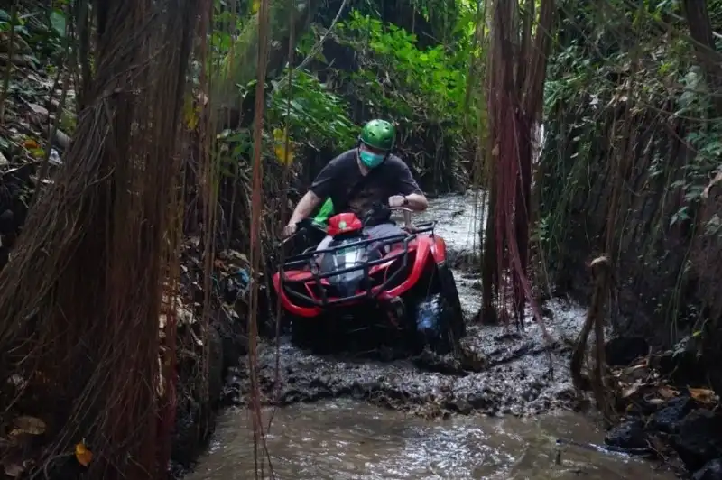 Dragon cave atv entrance
